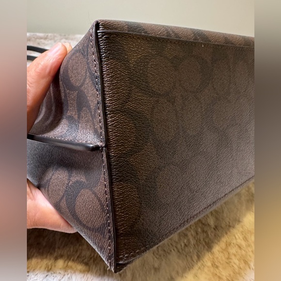 COACH SIGNATURE MOLLIE TOTE IN BROWN/BLACK. EXCELLENT PRELOVED CONDITION! - Picture 6 of 10